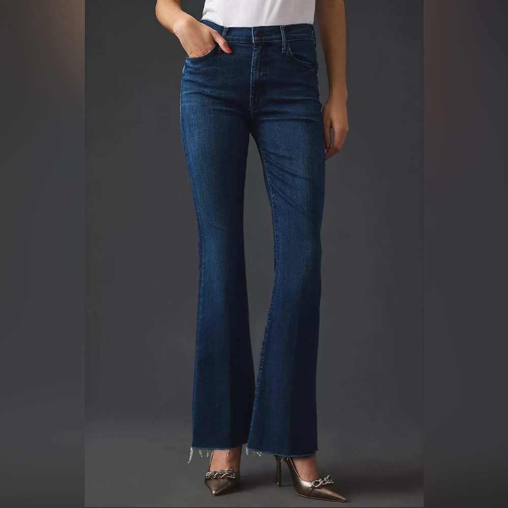 The Weekender Fray - MOTHER jeans